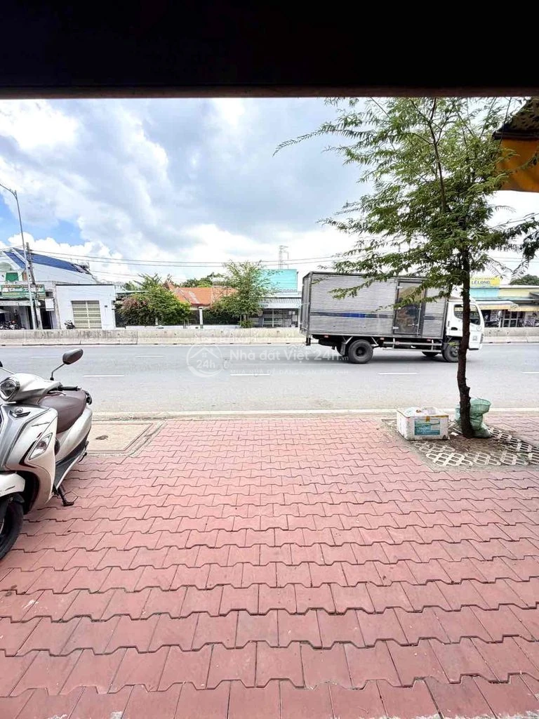 Mặt Tiền Nguyễn cửu Phú Bình Chánh DT 5x50m giá 13,9 tỷ