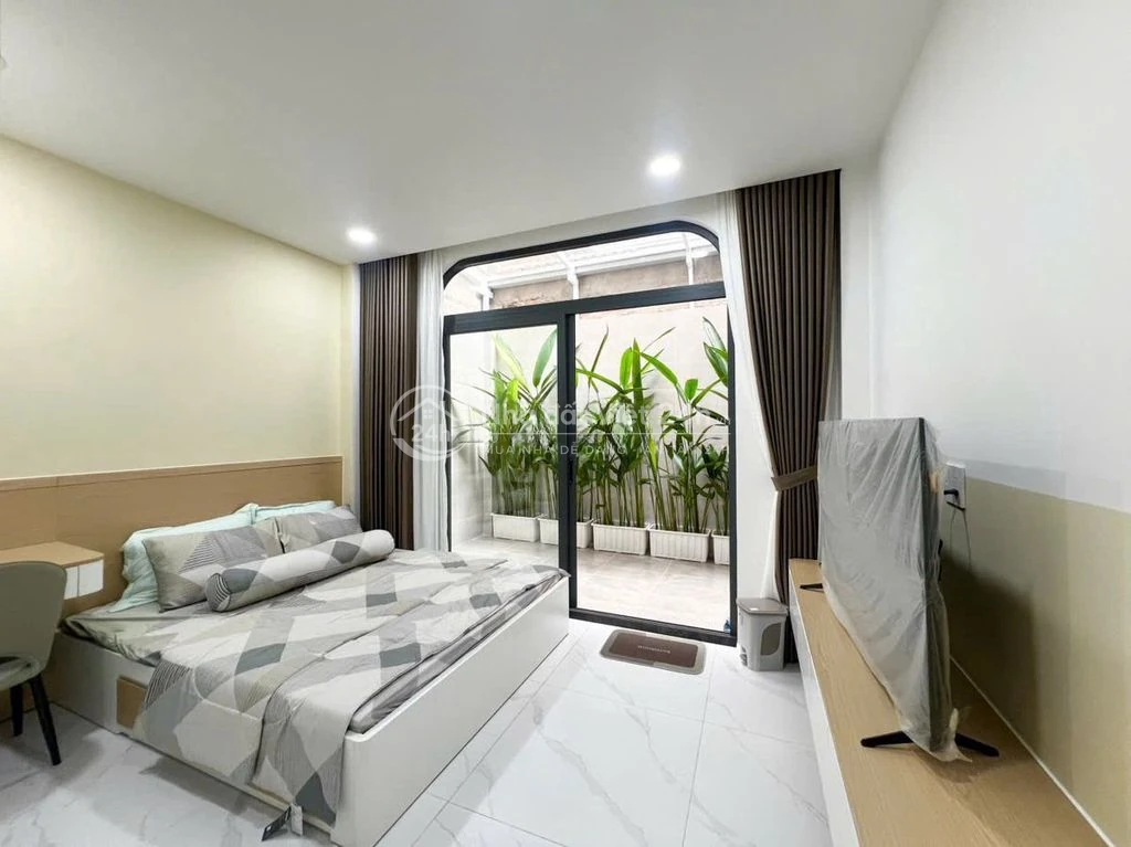 CHỦ NGỢP BÁN NHÀ MẶT PHỐ THỚI AN 18 ,QUẬN 12 ,87M2 ,4 TẦNG ,GIÁ 8.2 TỶ