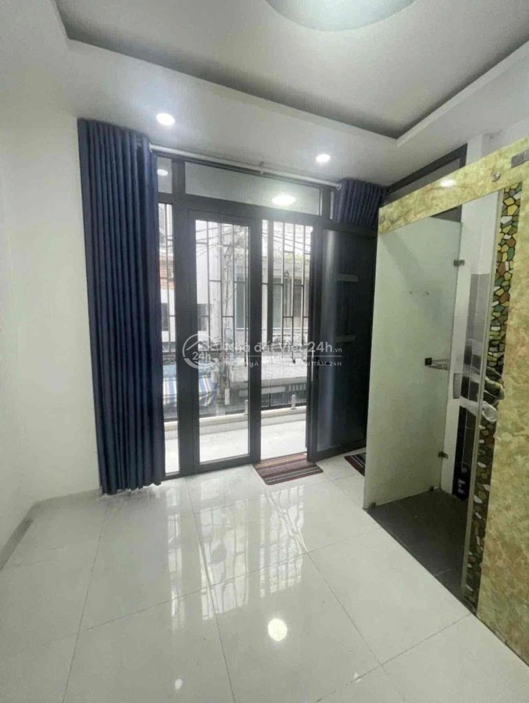 nhà hẻm xe hơi trung tâm Quận 5 vị trí cực đẹp