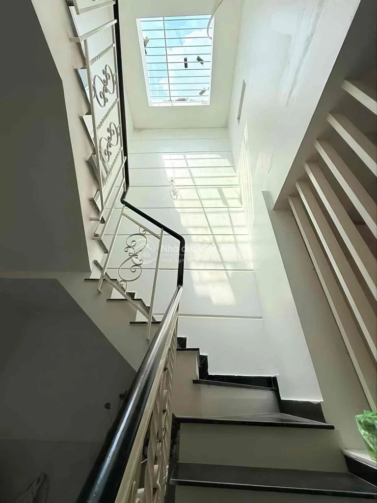 BÁN NHÀ 4,8x12m VÀI MÉT RA MT TRẦN XUÂN SOẠN GIÁ CHỈ 5,3TỶ TL QUẬN 7