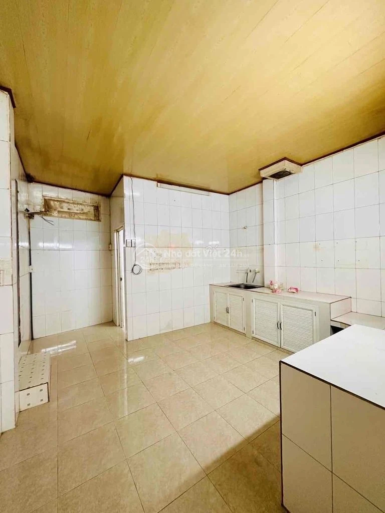 Nhà ngon tiện sửa siêu phẩm • Hẻm 3m • Đối diện UBND Quận • 2 Tầng • 2