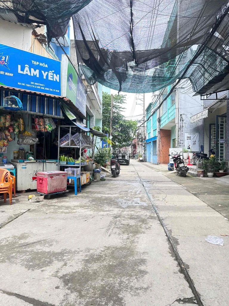 nhà hai tầng ngay tân kỳ tân qúi ,hẻm xe hơi giá nhỉnh hơn 4tỷ xíu