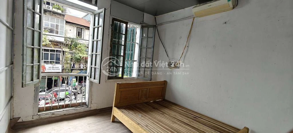 Thuê phòng 36m2 ( 1 p.ngủ, 1 wc , 1 bếp , 1 p tắm )