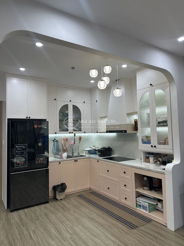 Chính chủ bán gấp căn 1 ngủ + 43m-giá 2,55 tỷ KĐT Vinhomes Smart City.