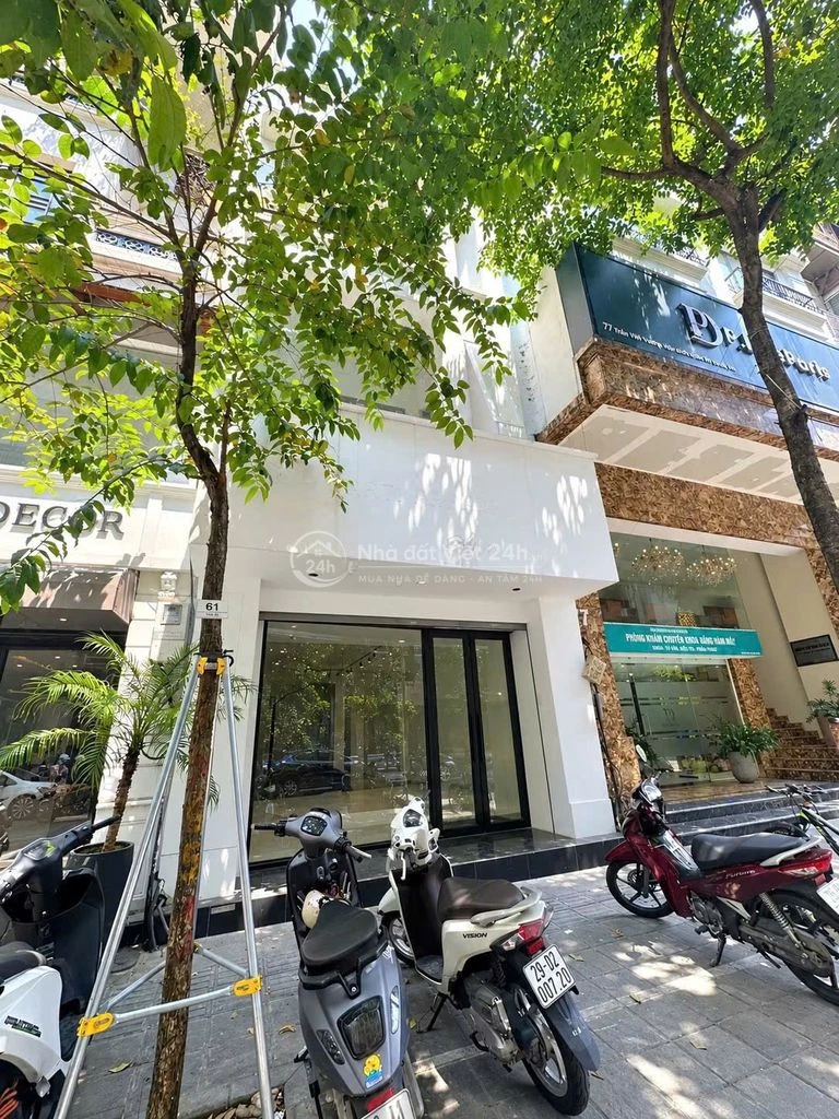 Cho thuê nhà mặt tiền 5m phố  Nguyên Hồng 52m2 5 tầng giá 35 tr