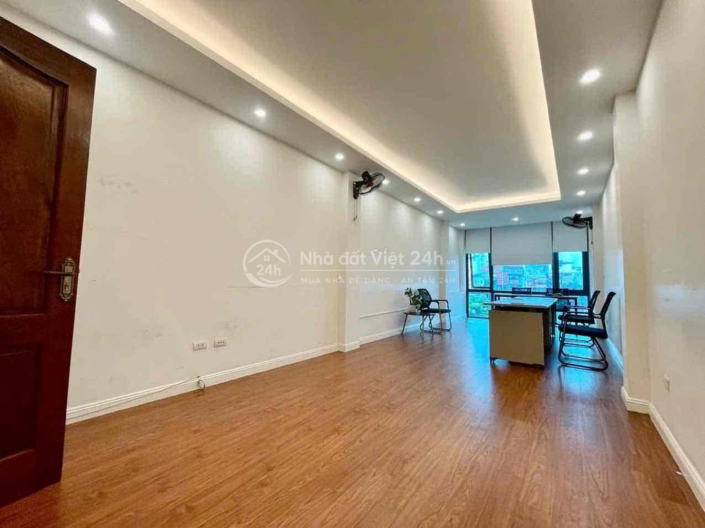 Cho thuê văn phòng Nguyễn Ngọc Vũ - Cầu Giấy 30m giá 5tr