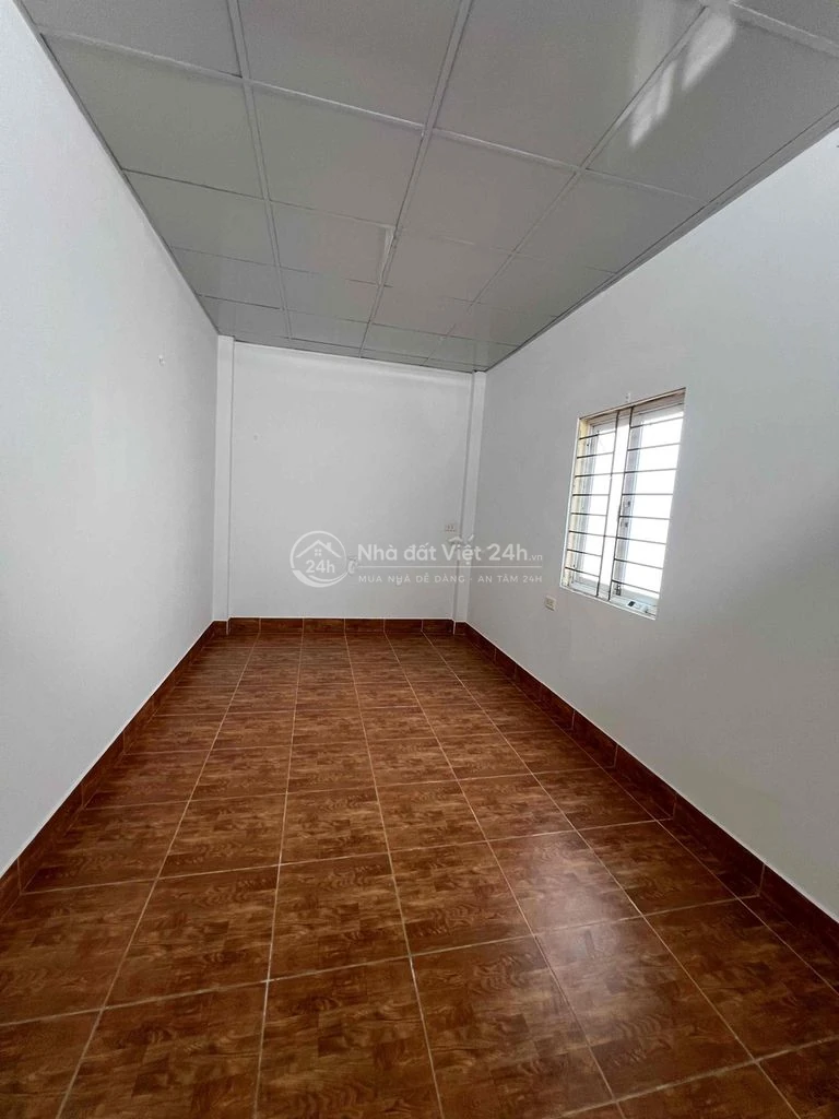 Cho thuê nhà nguyên căn dt 20mx4t - giá 10 tr