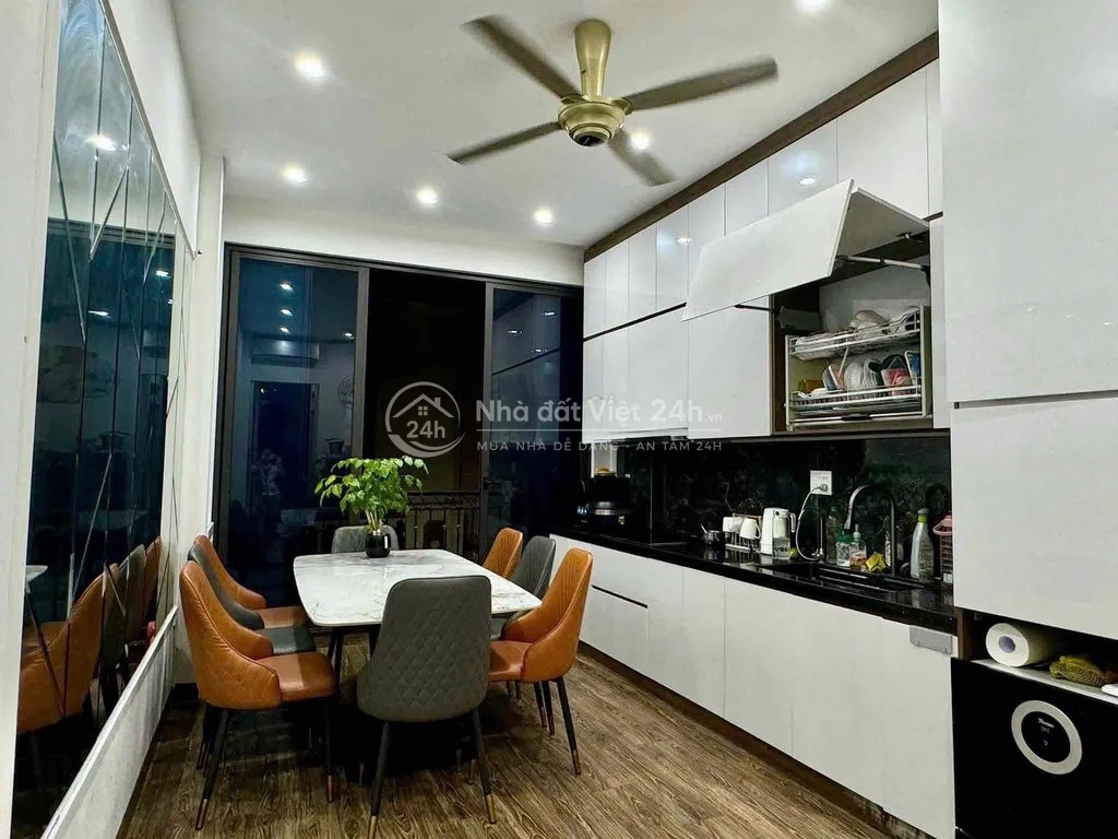 Cho thuê nhà ngõ HOÀNG SÂM, Cầu Giấy. 25 triệu/ tháng