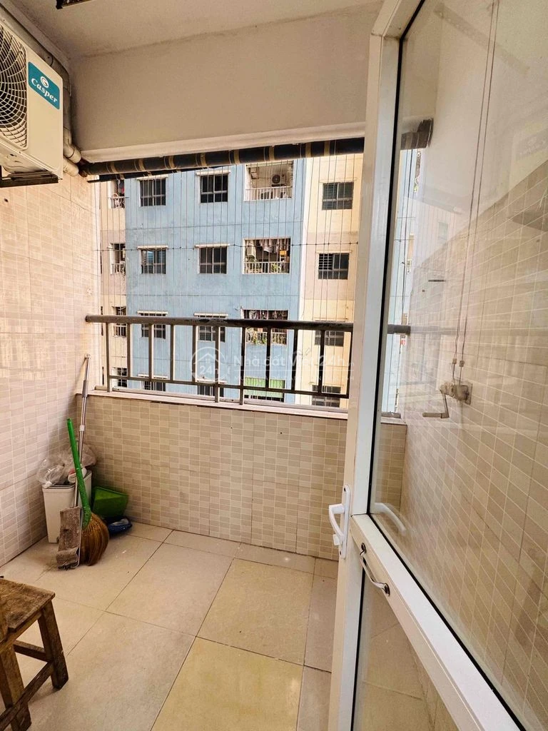 chính chủ cần bán căn 2 ngủ 65m chung cư kim văn kim lũ