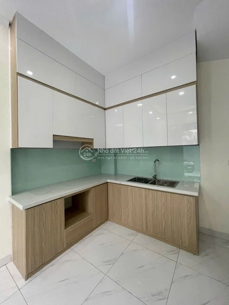 CHÍNH CHỦ CHO THUÊ NHÀ 35M2 LÔ GÓC OTO VÀO CỬA , CÁCH QUỐC GẦN QL6