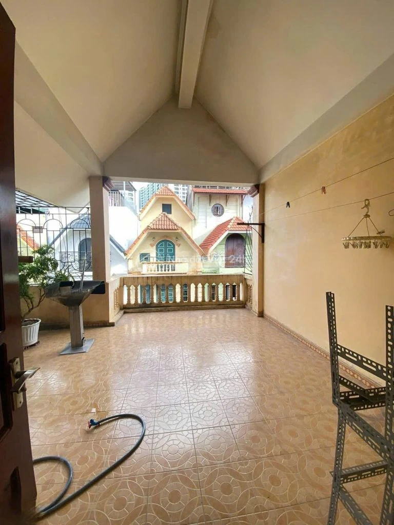 Cho thuê nhà riêng khu phân lô 61 Lạc Trung -65m2-4 tầng