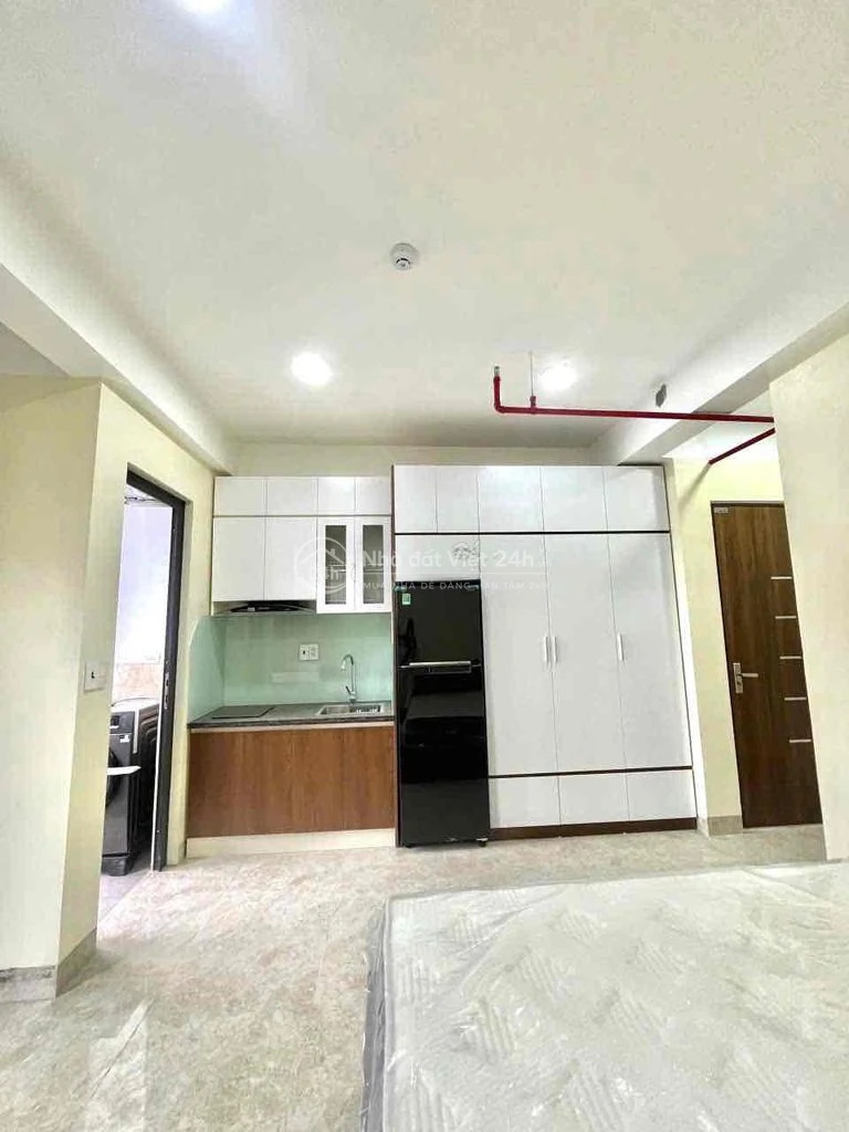 CĂN HỘ ĐẸP MỚI TINH FULL ĐỒ NGAY HỒ TÙNG MẬU Ô TÔ VÀO TẬN GẦN CẦU GIẤY