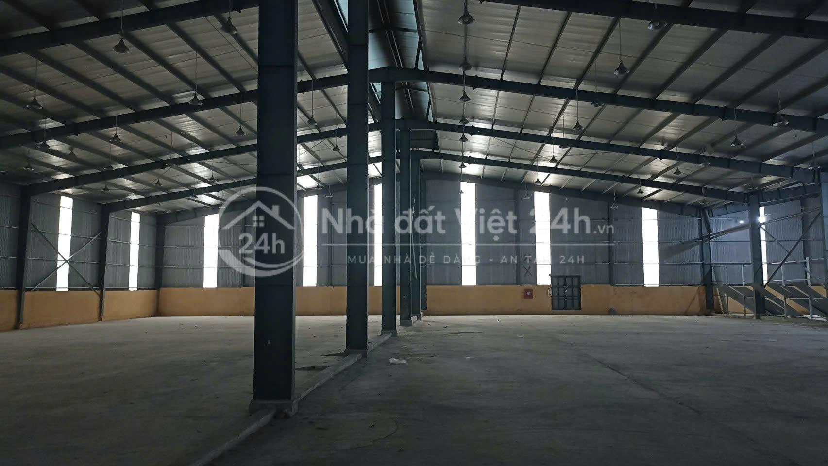 Chính chủ cần cho thuê gấp 2100m kho xưởng Trại Gà Cầu Diễn cont vào tận nơi