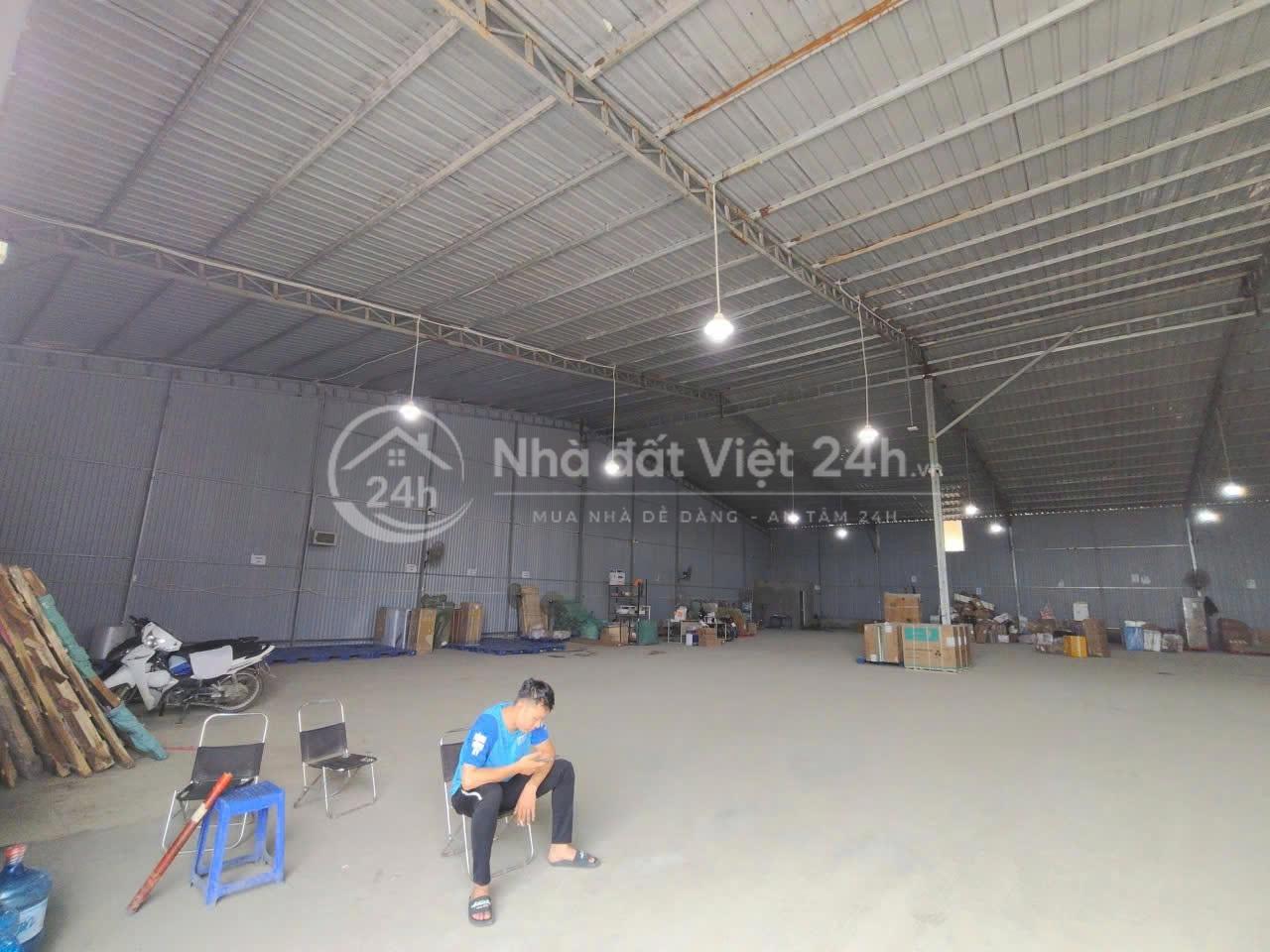Cho thuê 1400m kho xưởng sản xuất Thụy Phương Bắc Từ Liêm cont vào tận nơi