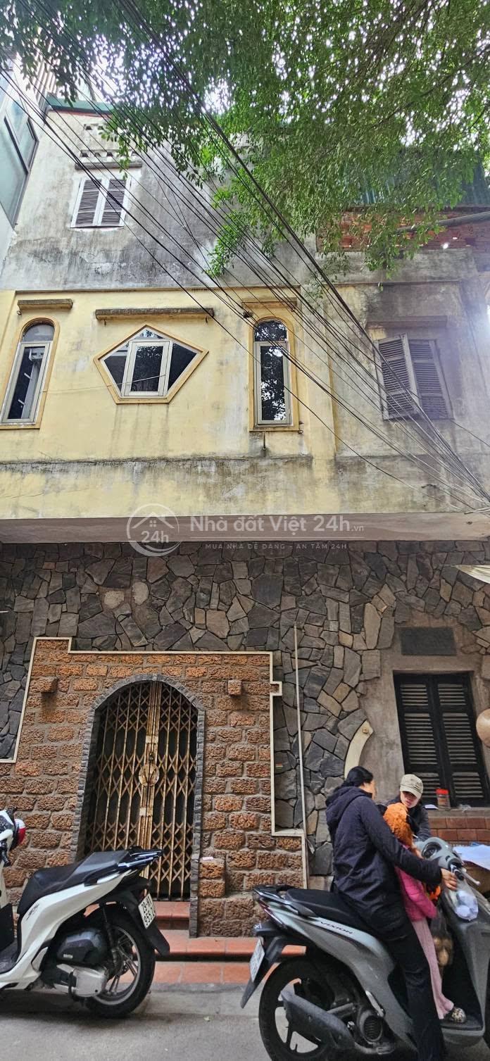 Bán nhà ngõ 72 Nguyễn Trãi lô góc ô tô tránh kinh doanh giá 9,5 tỷ
