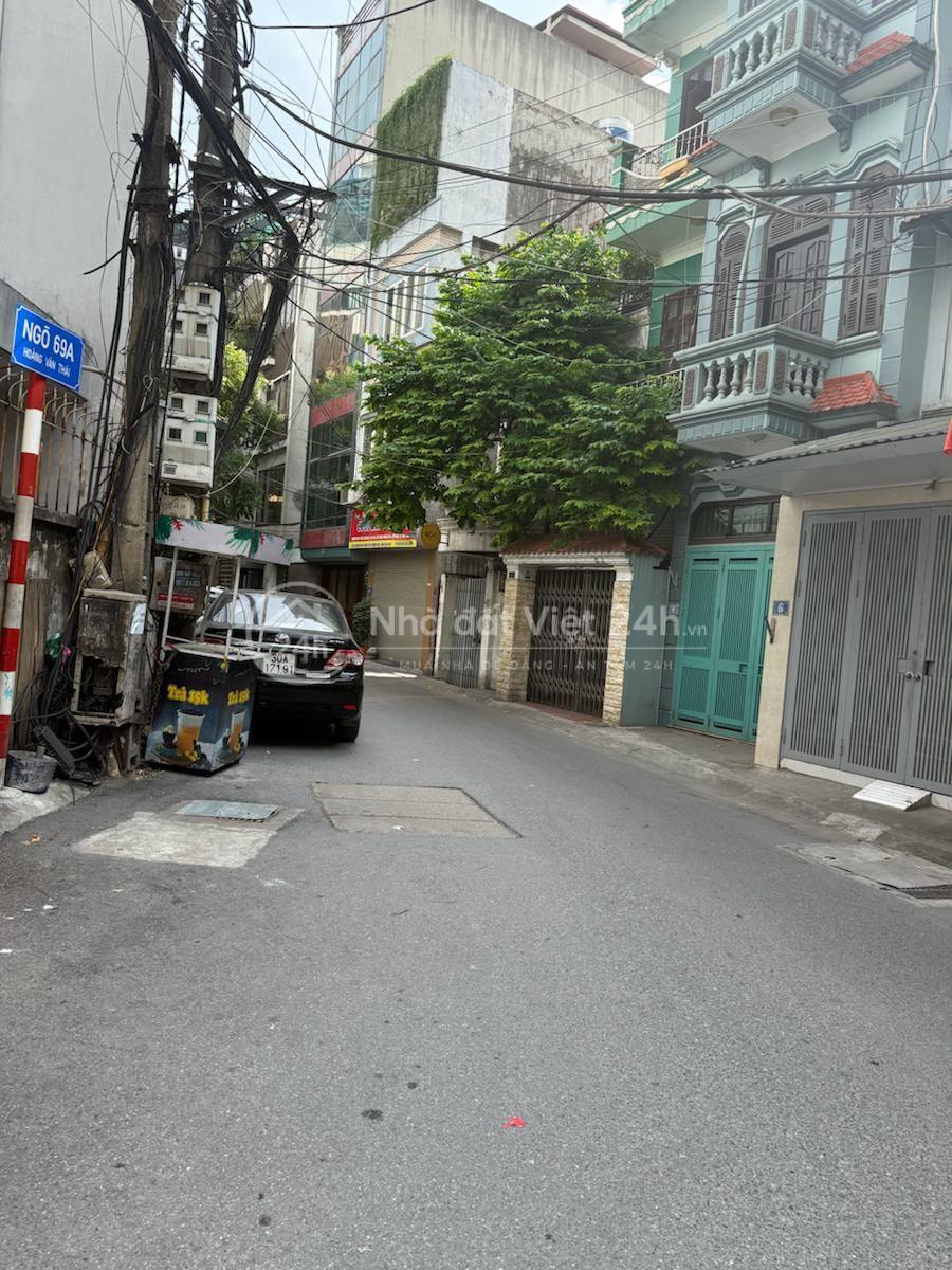 Bán nhà 3 tầng số 12 ngõ 69A phố Hoàng Văn Thái ô tô tránh kinh doanh giá 28 tỷ