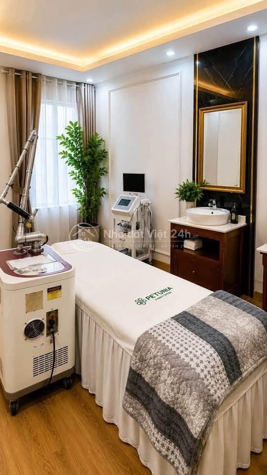 Bán nhà 7 tầng Thang máy mặt phố Vũ Trọng Phụng 47 tỷ