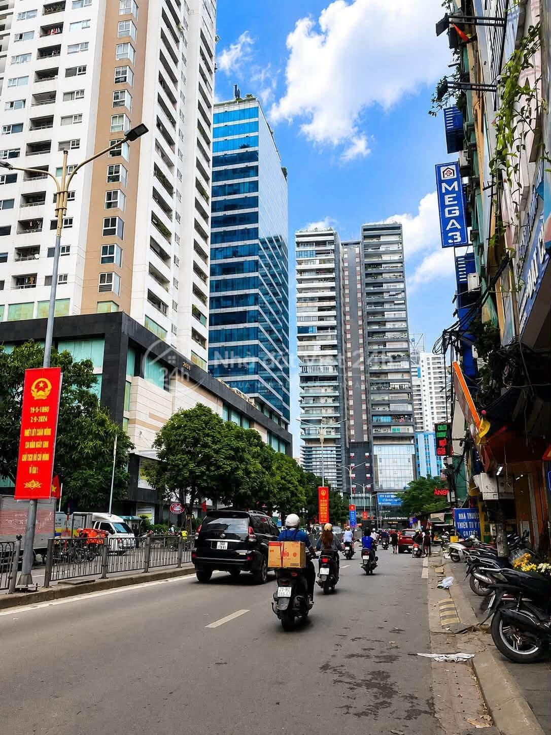 Bán nhà 7 tầng Thang máy mặt phố Vũ Trọng Phụng 47 tỷ