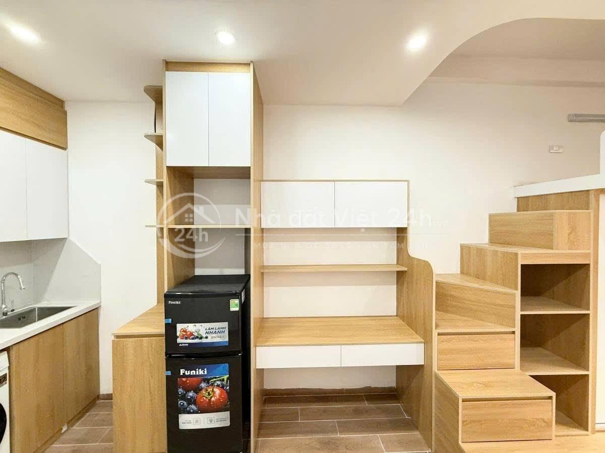 Bán nhà 10 Tầng ngõ 82 phố Chùa Láng diện tích 102 m giá 50 tỷ
