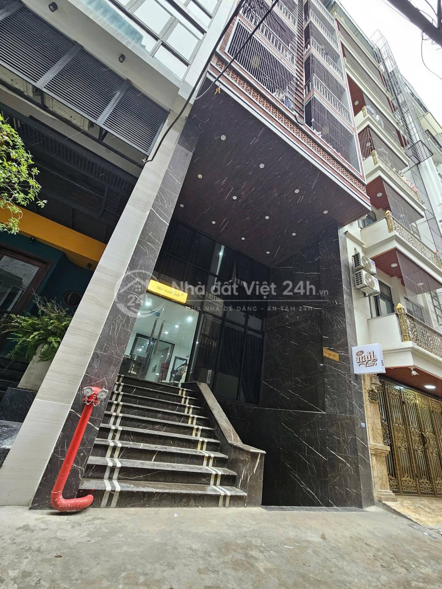 Bán nhà 10 Tầng ngõ 82 phố Chùa Láng diện tích 102 m giá 50 tỷ