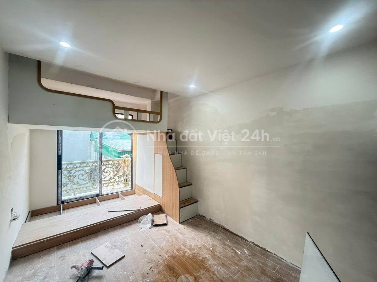 Bán nhà 8 Tầng thang máy phố Thái Thịnh 1 ô tô kinh doanh giá 37.5 tỷ