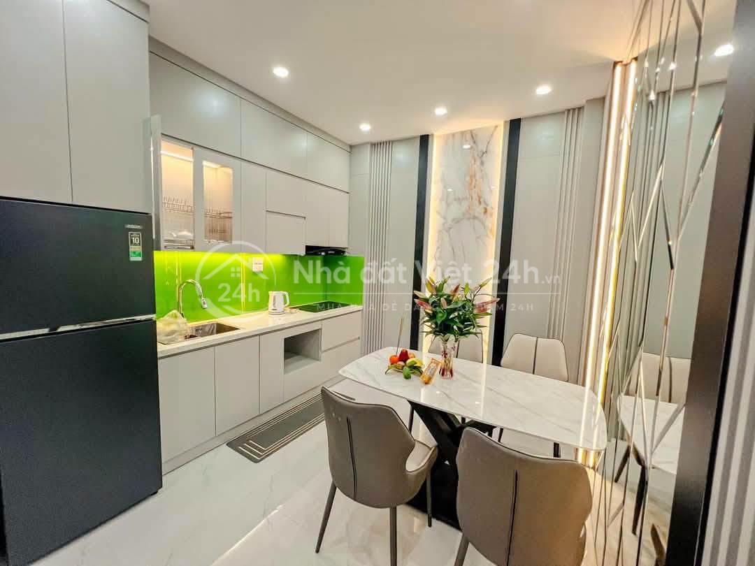 nhà ngõ 204 phố Hồng Mai , Bạch Mai - HBT - diện tích 40m2 4 tầng 4 PN