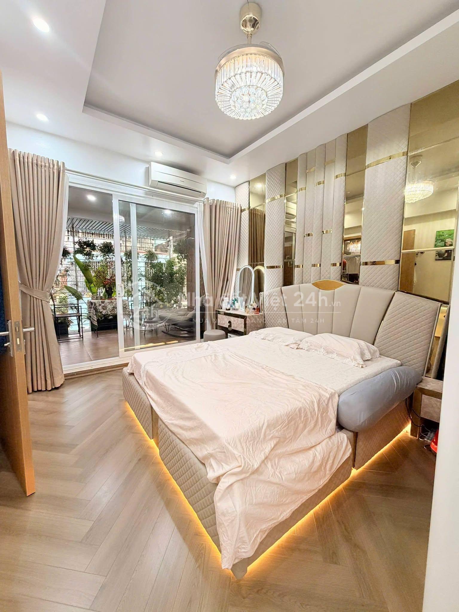 ở khu Tập thể 7.2ha - Vĩnh Phúc, Ba Đình Sổ đỏ 66m² – sử dụng thực tế ~120m².