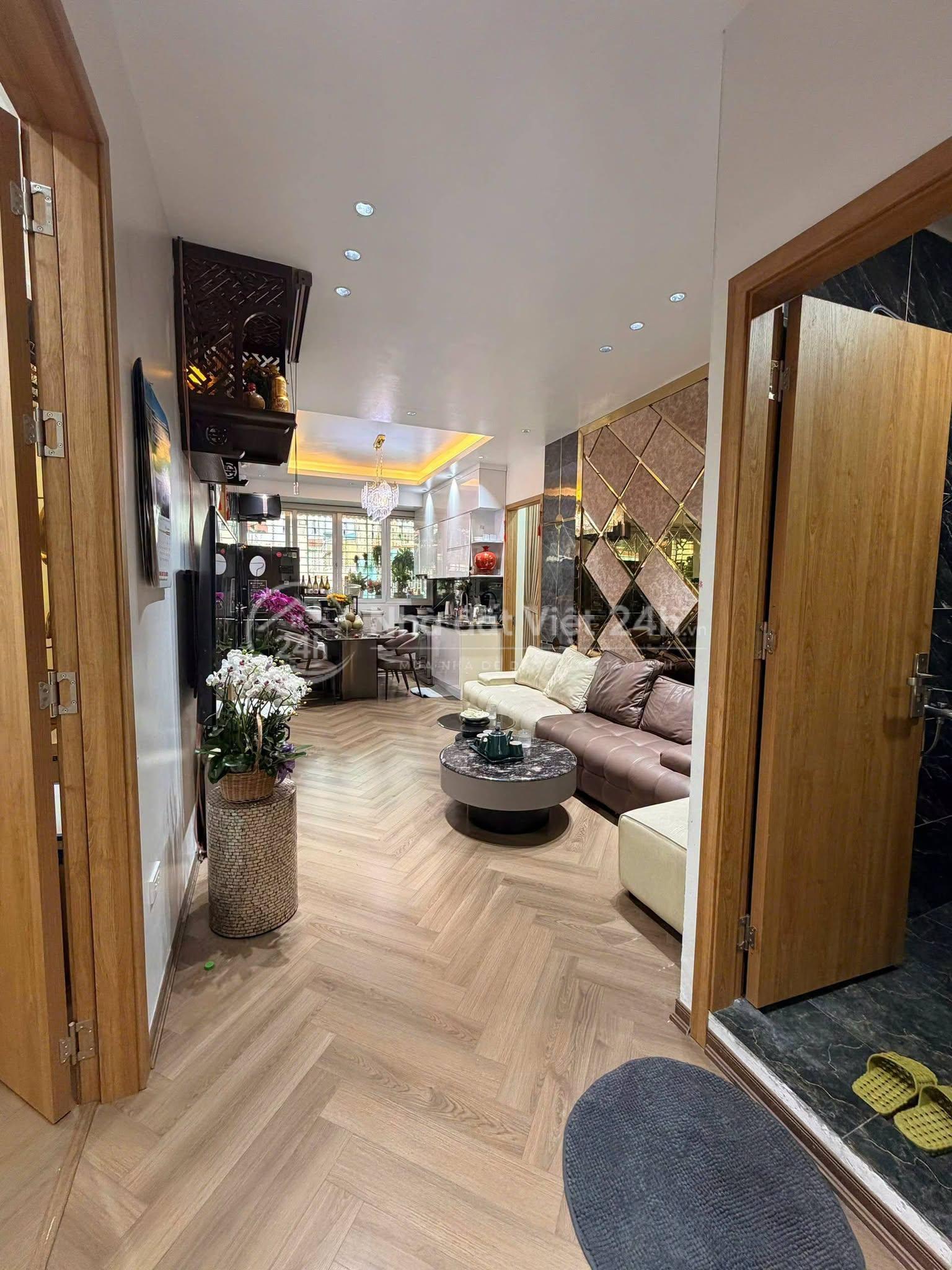 ở khu Tập thể 7.2ha - Vĩnh Phúc, Ba Đình Sổ đỏ 66m² – sử dụng thực tế ~120m².