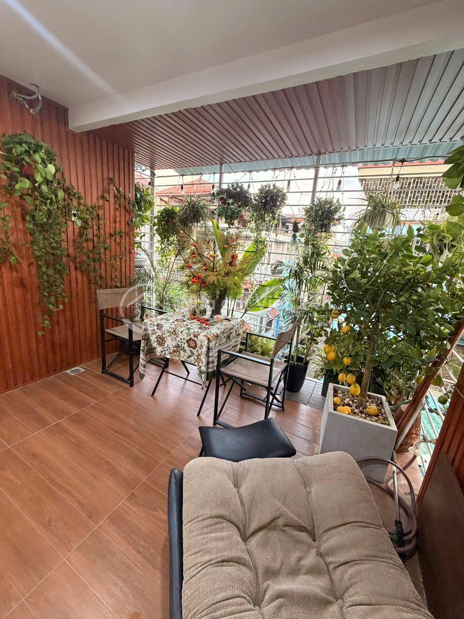 ở khu Tập thể 7.2ha - Vĩnh Phúc, Ba Đình Sổ đỏ 66m² – sử dụng thực tế ~120m².