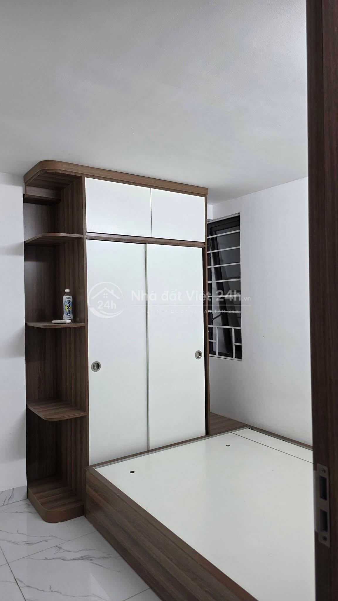 Bán chung cư mini Trần Quang Diệu - Hoàng Cầu 55m2 2PN ở ngay, ô tô đỗ cửa, full nội thất