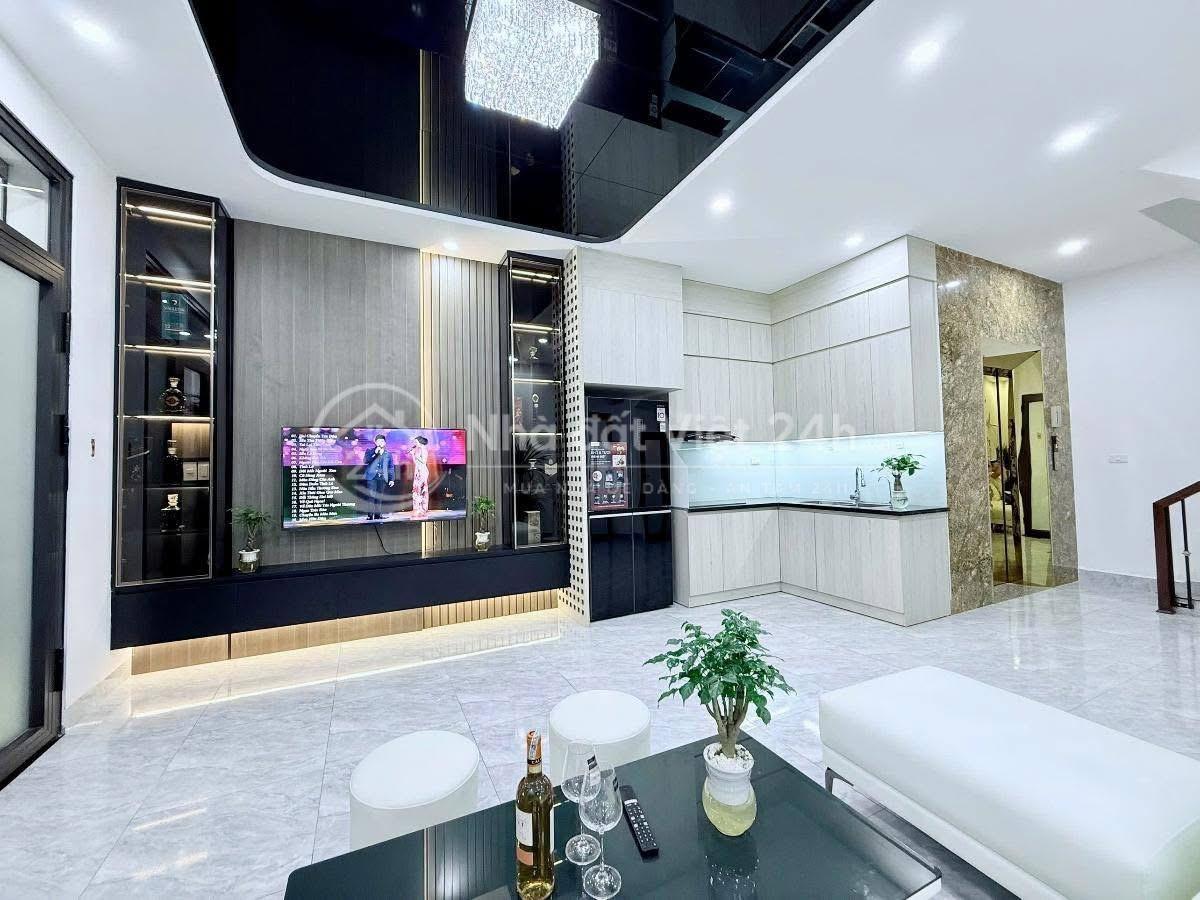 🏡💰HƠN 14 TỶ CÓ SIÊU PHẨM - LÊ TRỌNG TẤN - 41/45M - 6 TẦNG - MT:5M - LÔ GÓC - NHÀ ĐẸP Ở LUÔN, NGÕ