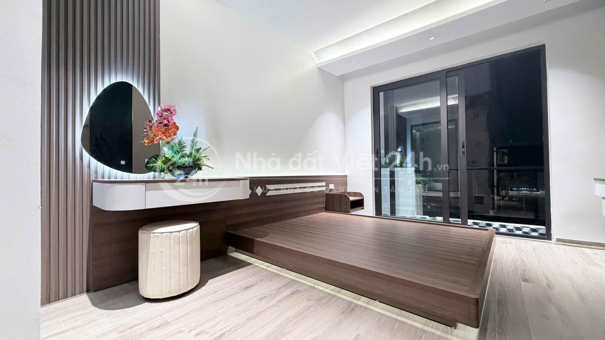 🏡💰12.x TỶ CÓ NHÀ BẠCH MAI – 45M  - 6 TẦNG THANG MÁY – FULL NỘI THẤT – CÁCH PHỐ CHỈ 20M - NGÕ BA G